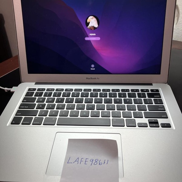 MacBook Air 2017 - 13 inch - 128 GB, Silver, 8 GB, Intel Core i5
