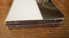 Good
													Samsung Galaxy Z Flip4 5G - Unlocked, Blue, 256 GB, 8 GB, SM-F721U1, photo 5 of 6