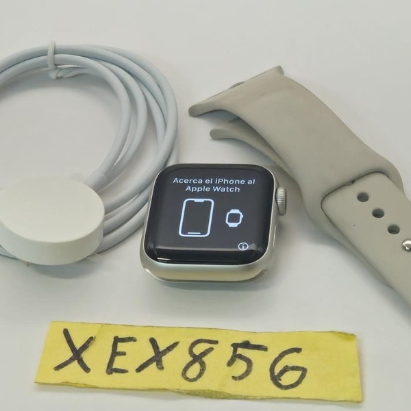 Apple Watch SE (2nd Gen) 40mm - Unlocked, Starlight, A2726 - Cellular, Aluminum