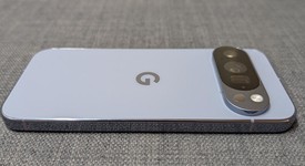 Mint
													Google Pixel 10 Pro - Unlocked, Moonstone, 128 GB, G4QUR, photo 3 of 7