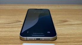 Mint
													Apple iPhone 14 - Unlocked, Starlight, 128 GB, A2649, photo 2 of 9