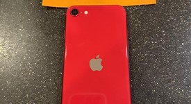 Good
													Apple iPhone SE 2nd Gen 2020 - Unlocked, Red, 64 GB, A2275, photo 3 of 3