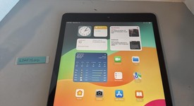 Fair
													Apple iPad 9th Gen - Wi-Fi, Gray, 64 GB, A2602, photo 1 of 6