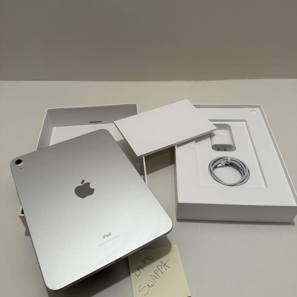 Apple iPad 10th Gen - Wi-Fi, 64 GB, Silver, A2696