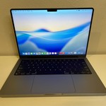 Good MacBook Pro 2021 - 14 inch - 512 GB, Gray, 16 GB, Apple M1 Pro 8-core
