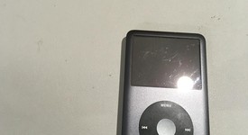 Fair
													Apple iPod Classic 6th Gen 2008 - Black, 120 GB, photo 5 of 11