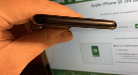 Good
													Apple iPhone SE 3rd Gen 2022 - Unlocked, Midnight, 64 GB, A2595, photo 5 of 6