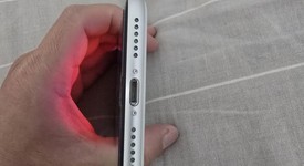 Mint
													Apple iPhone SE 2nd Gen 2020 - Unlocked, White, 128 GB, A2275, photo 4 of 12