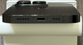 Good
													Apple iPhone 14 Pro - Unlocked, Black, 256 GB, A2650, photo 5 of 8