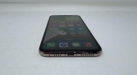 Good
													Apple iPhone 11 Pro Max - Unlocked, Gold, 64 GB, A2161, photo 3 of 7