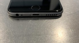 Good
													Apple iPhone 6 - AT&T, Gray, 64 GB, A1549, photo 3 of 12