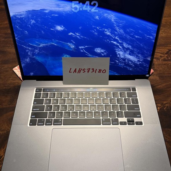MacBook Pro 2019 - 16 inch - 4 TB, Gray, 32 GB, Intel Core i9