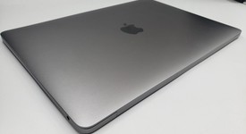 Good
													MacBook Pro 2017 (No Touch Bar) - 13" - I5, Gray, 256 GB, 8 GB, photo 3 of 7