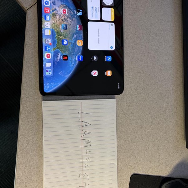 Apple iPad Pro 11 inch (M4) 2024 - Wi-Fi, 256 GB, Black, 8 GB, A2836, Standard Glass