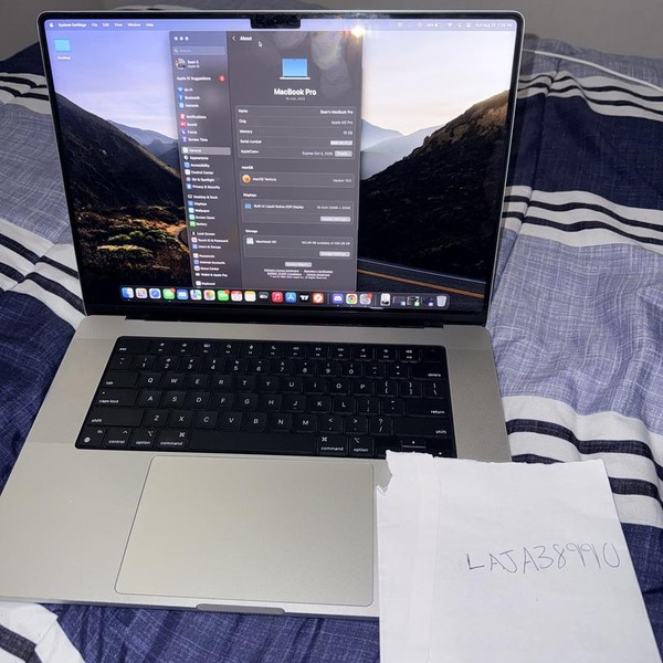 MacBook Pro 2023 - 16 inch - 512 GB, Silver, 16 GB, Apple M2 Pro 12-core