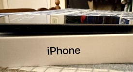 Mint
													Apple iPhone 14 Pro - Unlocked, Black, 128 GB, A2650, photo 5 of 14