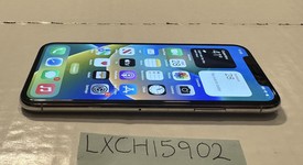 Good
													Apple iPhone Xs - Unlocked, Silver, 64 GB, A1920, photo 5 of 8