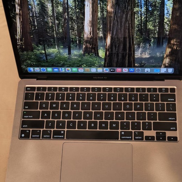 MacBook Air 2020 - 13 inch - 256 GB, Gray, 8 GB, Apple M1