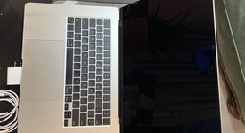 Good
													MacBook Air 2024 (M3) - 15" - Apple M3, Starlight, 512 GB, 8 GB, 10-core GPU, photo 3 of 4