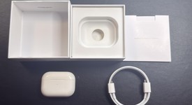 Used
													Apple AirPods Pro - MagSafe Case, photo 2 of 10