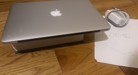 Good
													MacBook Pro 2015 (Retina) - 13" - Silver, 256 GB, 8 GB, photo 3 of 9