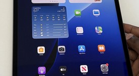 Mint
													Apple iPad Pro 12.9" 5th Gen 2021 - Unlocked, Gray, 256 GB, photo 2 of 17