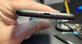 Good
													Apple iPhone 11 - Unlocked, Black, 64 GB, A2111, photo 3 of 6