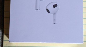 New
													Apple AirPods 3rd Gen - MagSafe Case, photo 1 of 4