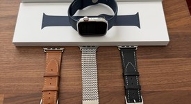 Good
													Apple Watch Series 9 45mm - Unlocked, Silver, A2984 - Cellular, Stainless, photo 2 of 8