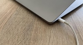 Good
													MacBook Pro 2018 (With Touch Bar) - 15" - I7, Gray, 256 GB, 16 GB, photo 3 of 10