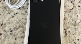 Mint
													Apple iPhone 16e - Unlocked, Black, 128 GB, A3212, photo 5 of 7