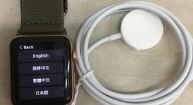 Good
													Apple Watch Series 3 42mm - Unlocked, Gold, A1861, Aluminum, photo 1 of 5