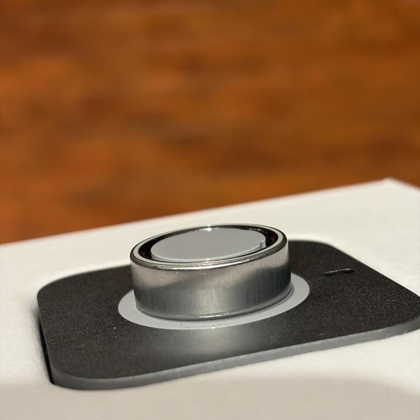 Oura Ring Gen 4 - Brushed Silver, Size 7