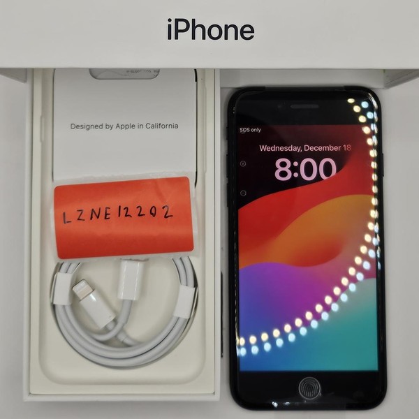 Apple iPhone SE 3rd Gen 2022 - Unlocked, 64 GB, Midnight, A2595