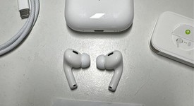 Used
													Apple AirPods Pro 2 - USB-C, photo 2 of 3