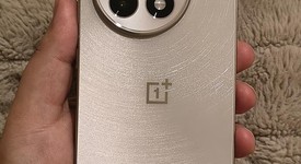 Mint
													OnePlus 13R - Unlocked, Astral Trail, 256 GB, 12 GB, photo 2 of 7