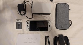 Mint
													Nintendo Switch - OLED - White, 64 GB, photo 1 of 6