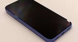 Mint
													Google Pixel 10 - Unlocked, Indigo, 128 GB, GLBW0, photo 4 of 10