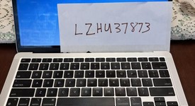 Good
													MacBook Air 2020 - 13" - Apple M1, Silver, 1 TB, 16 GB, photo 3 of 12