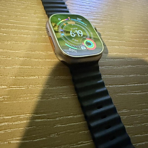 Apple Watch Ultra 49mm - Unlocked, Titanium, A2622