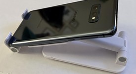 Good
													Samsung Galaxy S10e - AT&T, Black, 128 GB, 6 GB, SM-G970U, photo 3 of 4