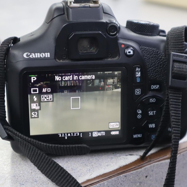 Canon EOS Rebel T6