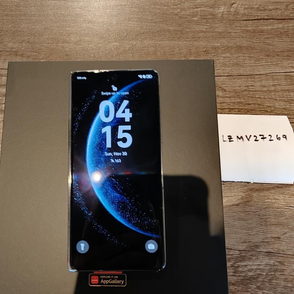 Huawei Mate X6 - Unlocked Non-US, Black, 512 GB, 16 GB