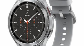 Good
													Samsung Galaxy Watch4 Classic - Unlocked, Silver, 42mm, photo 2 of 3