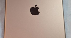 Good
													Apple iPad 8th Gen - Wi-Fi, Gold, 32 GB, A2270, photo 4 of 5