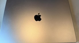 Good
													MacBook Pro Late 2023 (M3) - 16" - Apple M3 Max 16-core, Black, 1 TB, 48 GB, 40-core GPU, photo 2 of 45
