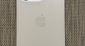 Mint
													Apple iPhone 15 Pro - Unlocked, White, 256 GB, A2848, photo 3 of 13