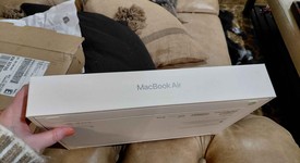 New
													MacBook Air 2025 (M4) - 13" - Apple M4, Sky Blue, 512 GB, 16 GB, photo 4 of 7