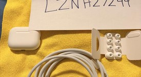 Used
													Apple AirPods Pro 3, photo 1 of 7