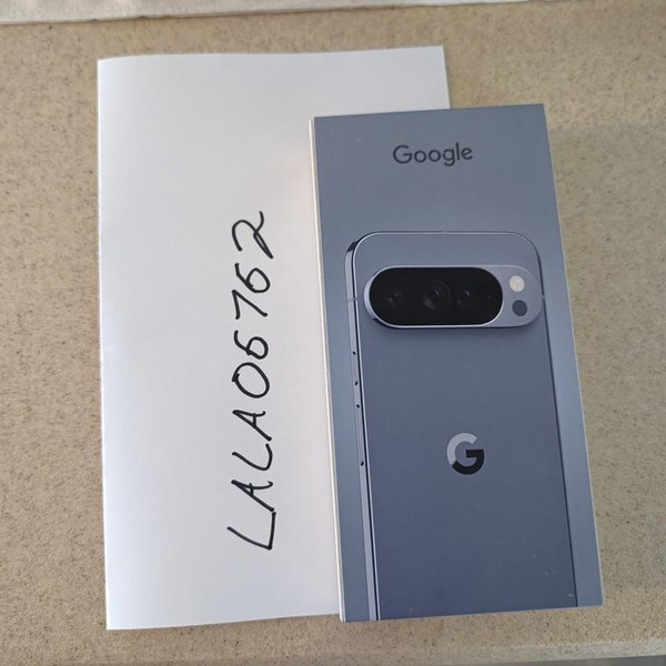 Google Pixel 10 Pro XL - T-Mobile, 256 GB, Moonstone, GUL82